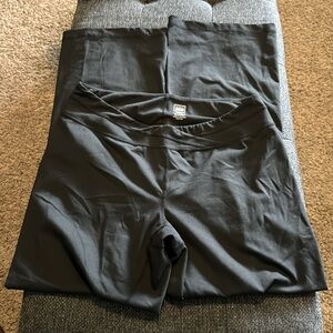REI Pants size Medium Petite